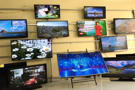 THAY MÀN HÌNH TIVI SAMSUNG VỠ KẺ SỌC KẺ NGANG